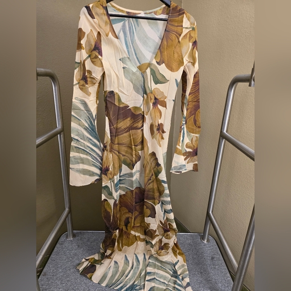 Big Sale! Peony Memento Maxi Dress - Picture 7 of 8